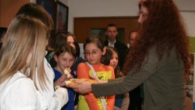 l_Rabin_Tania_Segal_dzieli_si_z_nami_chak_szabatow_750x500